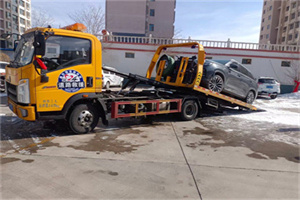 洛江区救援拖车费用怎么算